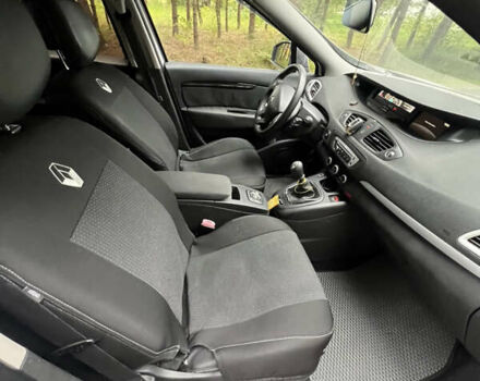 Белый Рено Сценик, объемом двигателя 1.46 л и пробегом 289 тыс. км за 6300 $, фото 14 на Automoto.ua