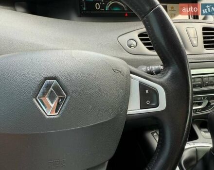 Белый Рено Сценик, объемом двигателя 1.46 л и пробегом 235 тыс. км за 8790 $, фото 19 на Automoto.ua