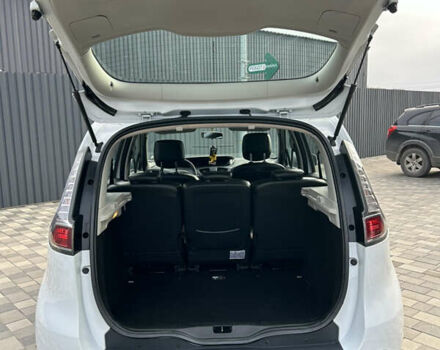 Белый Рено Сценик, объемом двигателя 1.5 л и пробегом 148 тыс. км за 8400 $, фото 46 на Automoto.ua