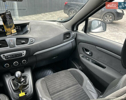 Белый Рено Сценик, объемом двигателя 1.5 л и пробегом 148 тыс. км за 8400 $, фото 87 на Automoto.ua