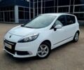 Белый Рено Сценик, объемом двигателя 1.46 л и пробегом 248 тыс. км за 8900 $, фото 1 на Automoto.ua