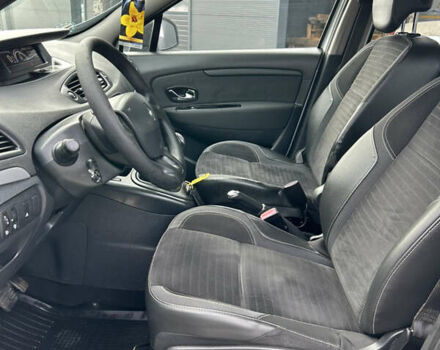 Белый Рено Сценик, объемом двигателя 1.5 л и пробегом 148 тыс. км за 8400 $, фото 11 на Automoto.ua