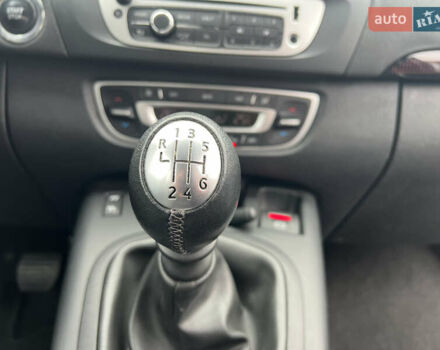 Белый Рено Сценик, объемом двигателя 1.46 л и пробегом 190 тыс. км за 9750 $, фото 44 на Automoto.ua