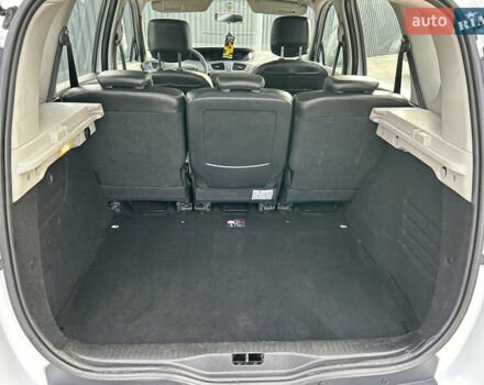 Белый Рено Сценик, объемом двигателя 1.5 л и пробегом 148 тыс. км за 8400 $, фото 49 на Automoto.ua