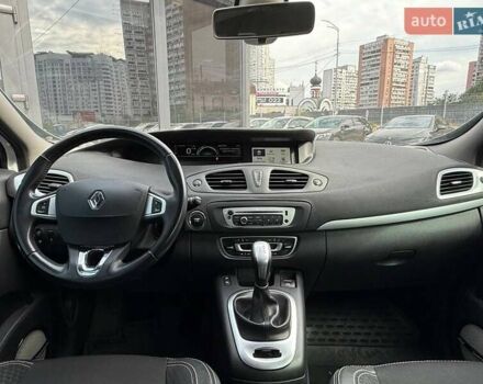 Белый Рено Сценик, объемом двигателя 1.46 л и пробегом 235 тыс. км за 8790 $, фото 12 на Automoto.ua