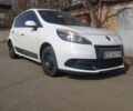 Белый Рено Сценик, объемом двигателя 1.46 л и пробегом 400 тыс. км за 7000 $, фото 1 на Automoto.ua