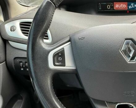 Белый Рено Сценик, объемом двигателя 1.46 л и пробегом 235 тыс. км за 8790 $, фото 17 на Automoto.ua