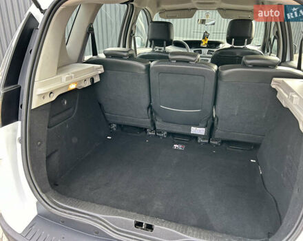 Белый Рено Сценик, объемом двигателя 1.5 л и пробегом 148 тыс. км за 8400 $, фото 52 на Automoto.ua