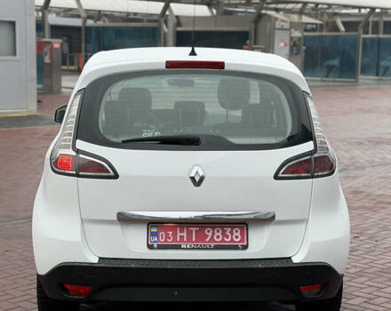 Белый Рено Сценик, объемом двигателя 1.6 л и пробегом 260 тыс. км за 7950 $, фото 8 на Automoto.ua