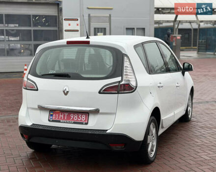 Белый Рено Сценик, объемом двигателя 1.6 л и пробегом 260 тыс. км за 7950 $, фото 9 на Automoto.ua