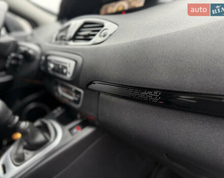 Белый Рено Сценик, объемом двигателя 1.6 л и пробегом 260 тыс. км за 7950 $, фото 58 на Automoto.ua