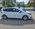 Белый Рено Сценик, объемом двигателя 1.46 л и пробегом 300 тыс. км за 7500 $, фото 1 на Automoto.ua