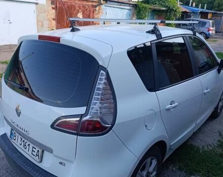 Белый Рено Сценик, объемом двигателя 1.46 л и пробегом 173 тыс. км за 7800 $, фото 9 на Automoto.ua