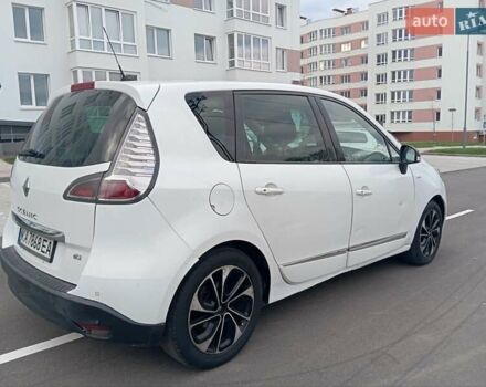 Белый Рено Сценик, объемом двигателя 1.5 л и пробегом 265 тыс. км за 6400 $, фото 2 на Automoto.ua