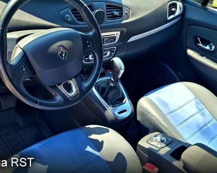 Білий Рено Сценік, об'ємом двигуна 1.5 л та пробігом 215 тис. км за 9800 $, фото 2 на Automoto.ua