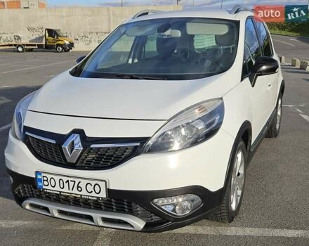 Білий Рено Сценік, об'ємом двигуна 1.6 л та пробігом 122 тис. км за 9800 $, фото 3 на Automoto.ua