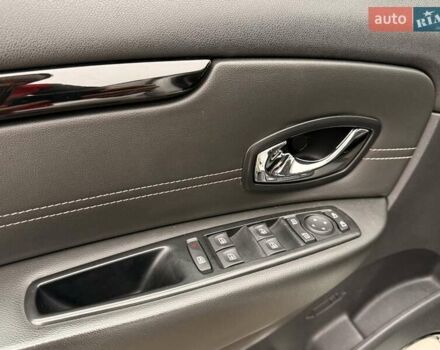 Білий Рено Сценік, об'ємом двигуна 1.5 л та пробігом 208 тис. км за 10500 $, фото 13 на Automoto.ua