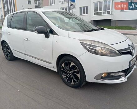 Белый Рено Сценик, объемом двигателя 1.5 л и пробегом 265 тыс. км за 6400 $, фото 7 на Automoto.ua