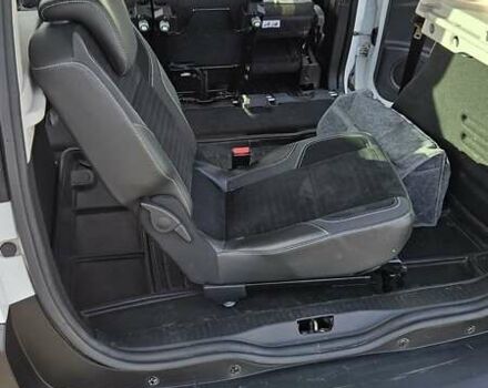 Білий Рено Сценік, об'ємом двигуна 1.6 л та пробігом 122 тис. км за 9800 $, фото 21 на Automoto.ua