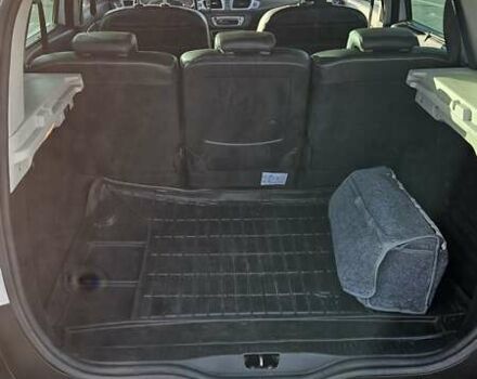 Білий Рено Сценік, об'ємом двигуна 1.6 л та пробігом 122 тис. км за 9800 $, фото 22 на Automoto.ua