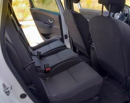 Белый Рено Сценик, объемом двигателя 1.46 л и пробегом 230 тыс. км за 7000 $, фото 4 на Automoto.ua