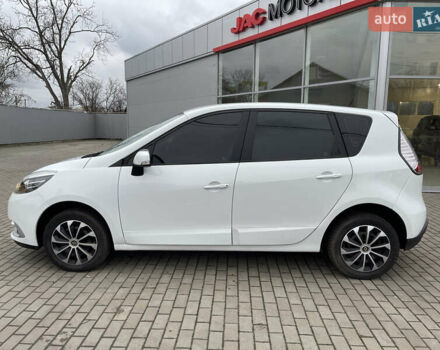 Білий Рено Сценік, об'ємом двигуна 1.46 л та пробігом 349 тис. км за 9999 $, фото 15 на Automoto.ua