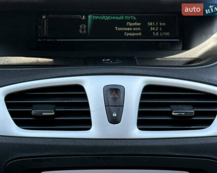 Белый Рено Сценик, объемом двигателя 1.46 л и пробегом 215 тыс. км за 7700 $, фото 67 на Automoto.ua