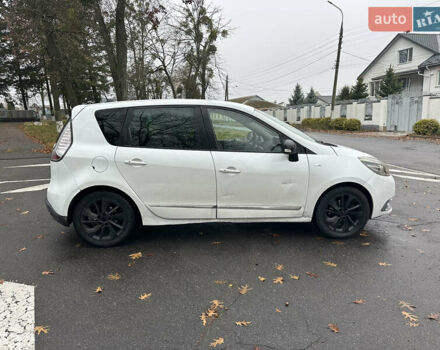 Білий Рено Сценік, об'ємом двигуна 1.46 л та пробігом 265 тис. км за 6550 $, фото 25 на Automoto.ua