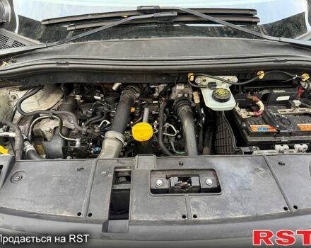 Белый Рено Сценик, объемом двигателя 1.5 л и пробегом 265 тыс. км за 6800 $, фото 12 на Automoto.ua