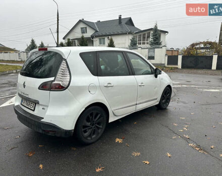 Білий Рено Сценік, об'ємом двигуна 1.46 л та пробігом 265 тис. км за 6550 $, фото 24 на Automoto.ua