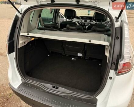 Білий Рено Сценік, об'ємом двигуна 1.5 л та пробігом 208 тис. км за 10500 $, фото 16 на Automoto.ua