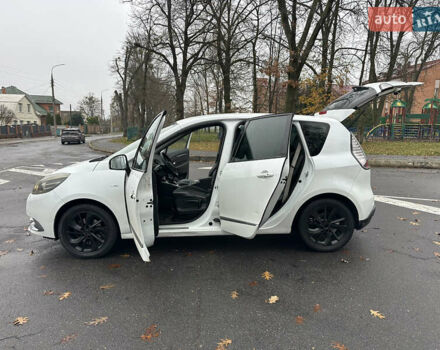 Білий Рено Сценік, об'ємом двигуна 1.46 л та пробігом 265 тис. км за 6550 $, фото 43 на Automoto.ua