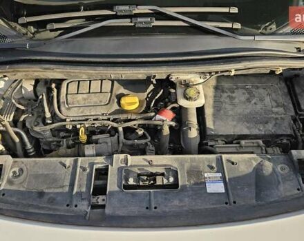 Білий Рено Сценік, об'ємом двигуна 1.6 л та пробігом 122 тис. км за 9800 $, фото 24 на Automoto.ua