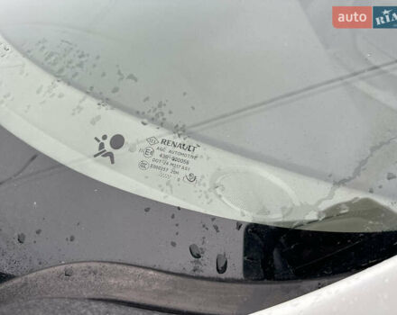 Білий Рено Сценік, об'ємом двигуна 1.46 л та пробігом 265 тис. км за 6550 $, фото 7 на Automoto.ua