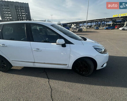 Белый Рено Сценик, объемом двигателя 1.46 л и пробегом 173 тыс. км за 8680 $, фото 6 на Automoto.ua