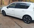 Рено Сценик 2015 в Львове на Automoto.ua Белый Рено Сценик, объемом двигателя 1.5 л и пробегом 190 тыс. км за 10000 $, фото 8 на Automoto.ua