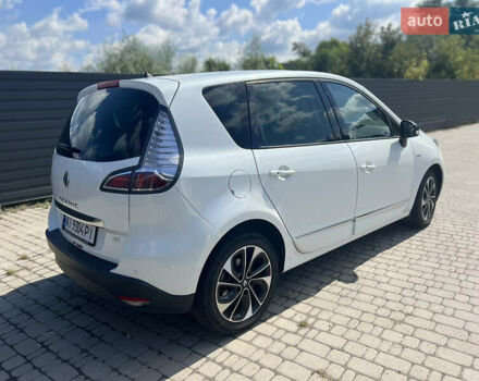 Белый Рено Сценик, объемом двигателя 1.6 л и пробегом 184 тыс. км за 10900 $, фото 2 на Automoto.ua