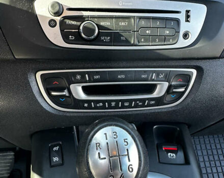 Білий Рено Сценік, об'ємом двигуна 1.46 л та пробігом 172 тис. км за 8150 $, фото 15 на Automoto.ua