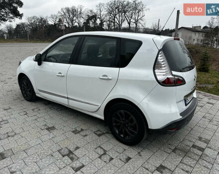 Белый Рено Сценик, объемом двигателя 1.46 л и пробегом 171 тыс. км за 8900 $, фото 7 на Automoto.ua