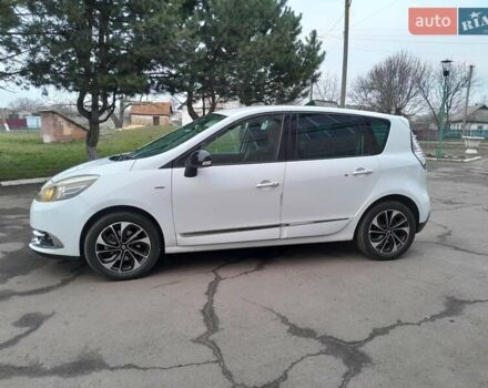 Белый Рено Сценик, объемом двигателя 1.46 л и пробегом 238 тыс. км за 10700 $, фото 7 на Automoto.ua