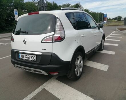 Белый Рено Сценик, объемом двигателя 1.5 л и пробегом 300 тыс. км за 10900 $, фото 1 на Automoto.ua