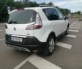 Белый Рено Сценик, объемом двигателя 1.5 л и пробегом 300 тыс. км за 10900 $, фото 1 на Automoto.ua
