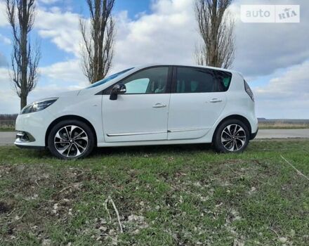 Белый Рено Сценик, объемом двигателя 1.5 л и пробегом 175 тыс. км за 11200 $, фото 25 на Automoto.ua