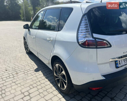 Белый Рено Сценик, объемом двигателя 1.6 л и пробегом 184 тыс. км за 10900 $, фото 4 на Automoto.ua
