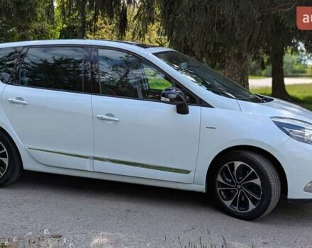Рено Сценик 2015 в Дубно на Automoto.ua Белый Рено Сценик, объемом двигателя 1.46 л и пробегом 212 тыс. км за 10200 $, фото 3 на Automoto.ua