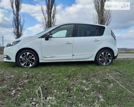 Белый Рено Сценик, объемом двигателя 1.5 л и пробегом 175 тыс. км за 11200 $, фото 22 на Automoto.ua