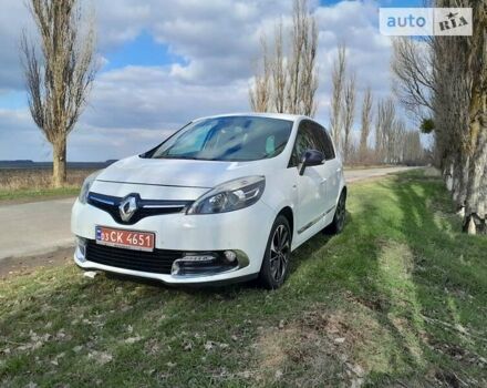 Белый Рено Сценик, объемом двигателя 1.5 л и пробегом 175 тыс. км за 11200 $, фото 12 на Automoto.ua