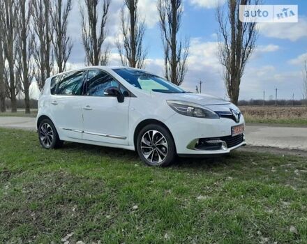 Белый Рено Сценик, объемом двигателя 1.5 л и пробегом 175 тыс. км за 11200 $, фото 15 на Automoto.ua