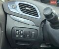 Белый Рено Сценик, объемом двигателя 1.46 л и пробегом 250 тыс. км за 9199 $, фото 33 на Automoto.ua
