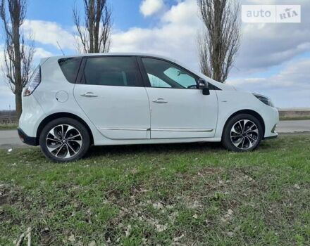 Белый Рено Сценик, объемом двигателя 1.5 л и пробегом 175 тыс. км за 11200 $, фото 20 на Automoto.ua